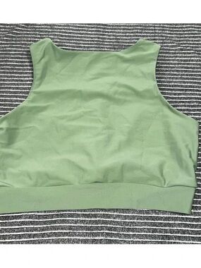 SHEIN Light Green Scoop Neck Crop Top